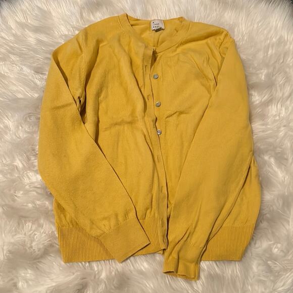 ❤️5/$25❤️ A New Day Long Sleeved Yellow Cardigan - Picture 1 of 5
